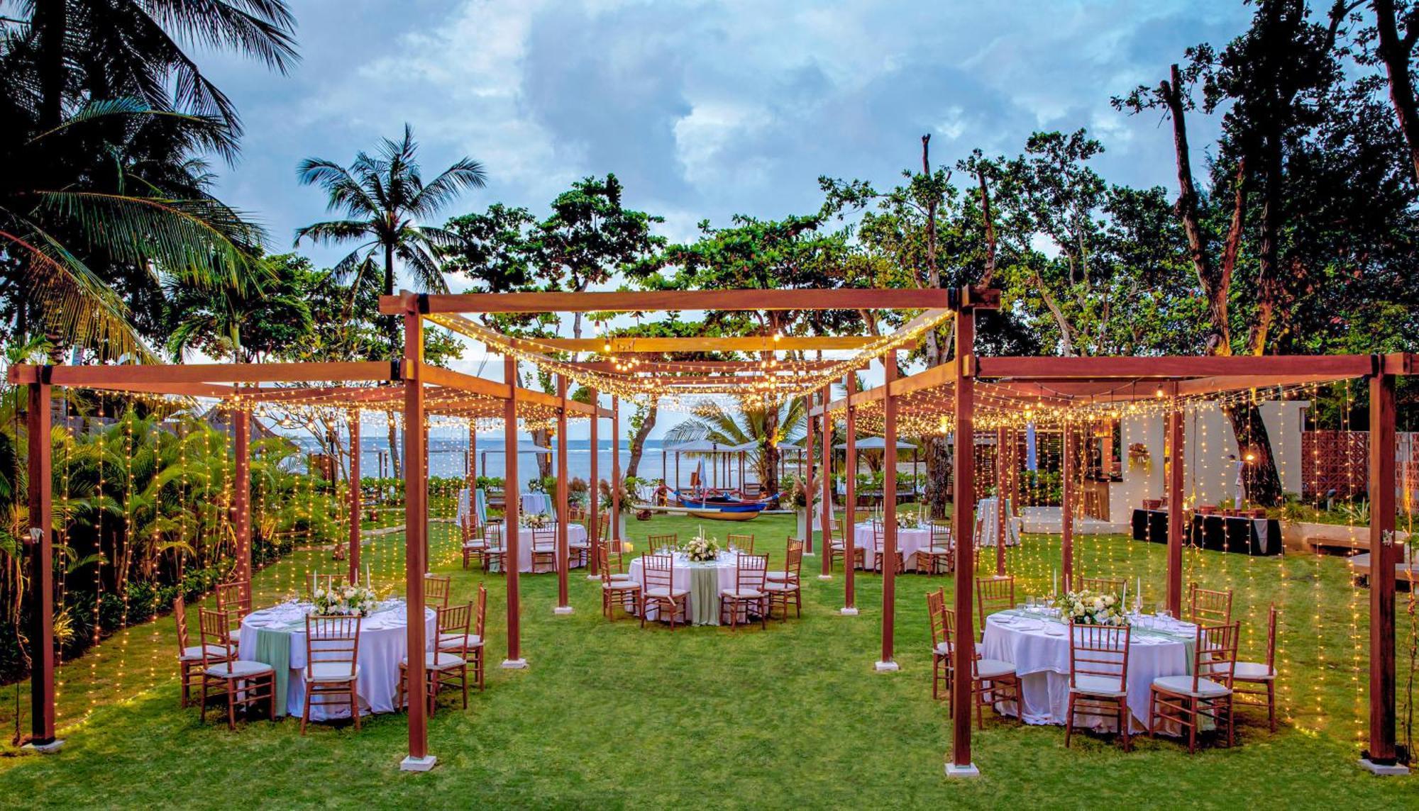 Melia Bali Hotel Nusa Dua  Bagian luar foto The Garden at the Four Seasons Resort